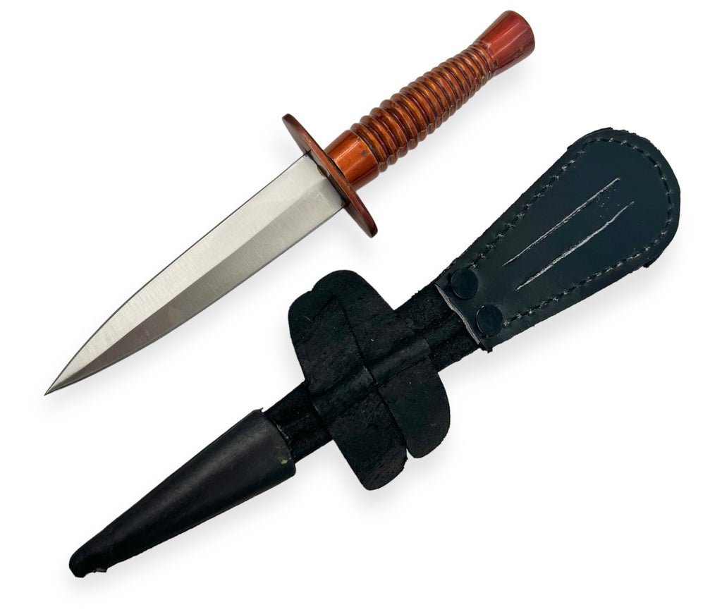 Red Deer® Double edged sharpened stainless blade and Copper handle